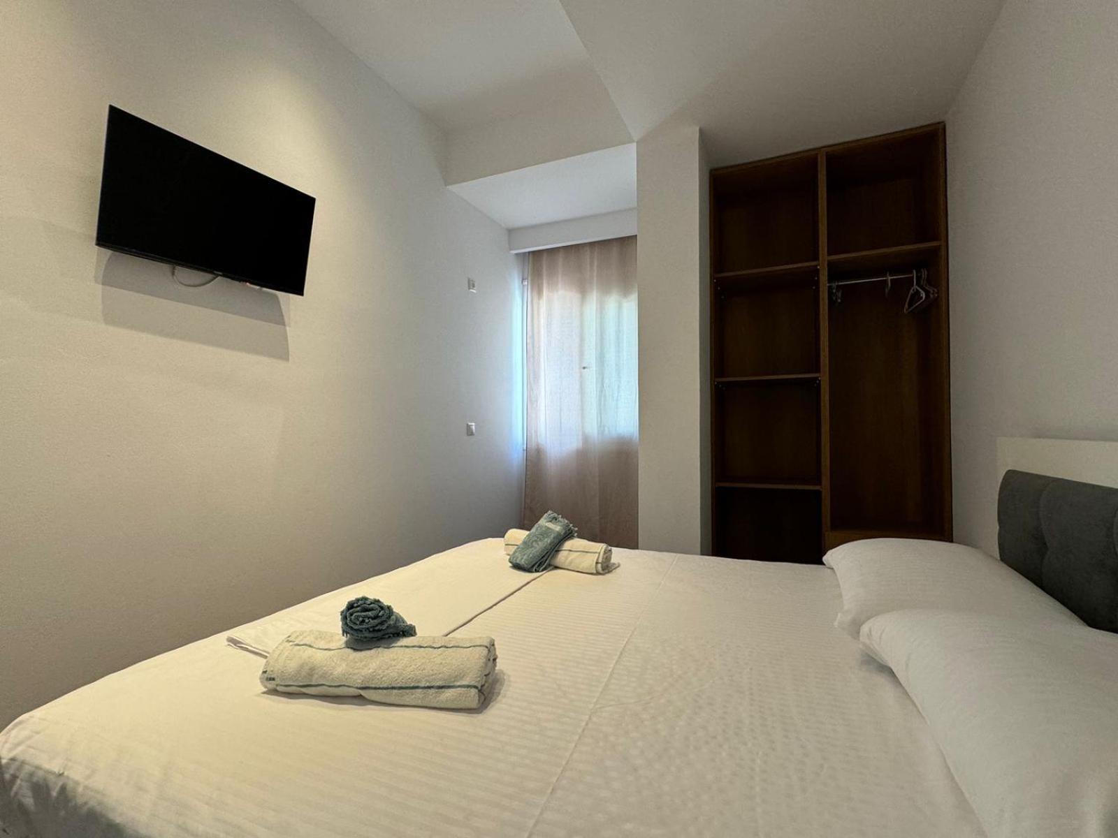 Sulozeqi Apartments Ksamil Luaran gambar