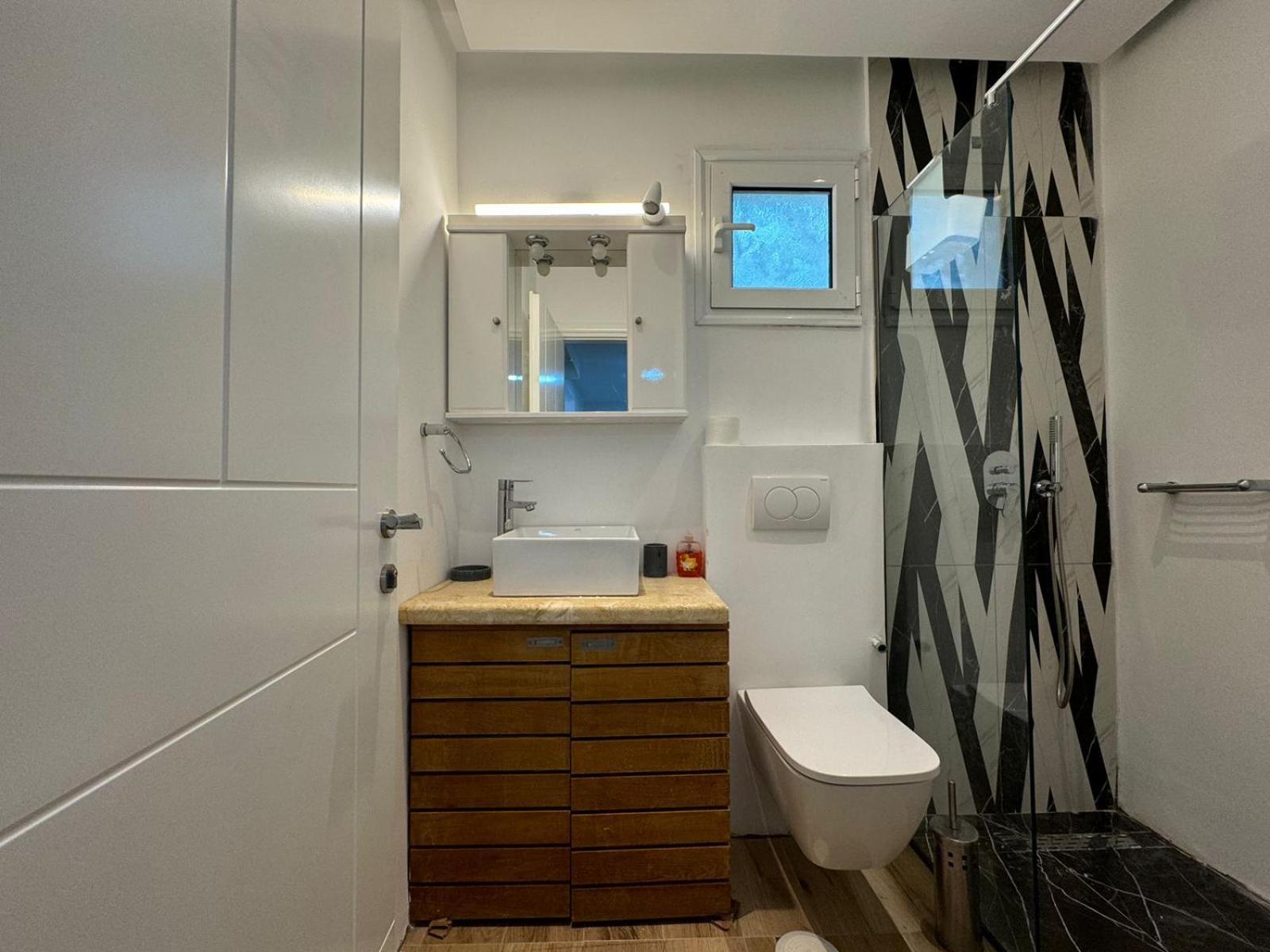Sulozeqi Apartments Ksamil Luaran gambar